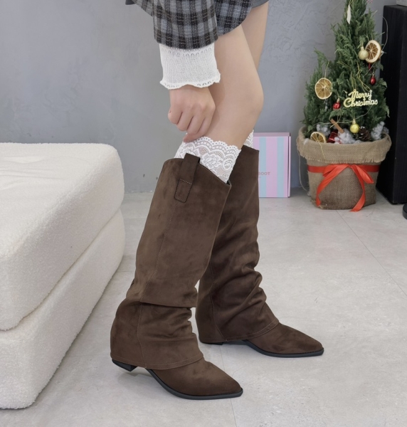 CC11-Boot gối da lộn Alumi