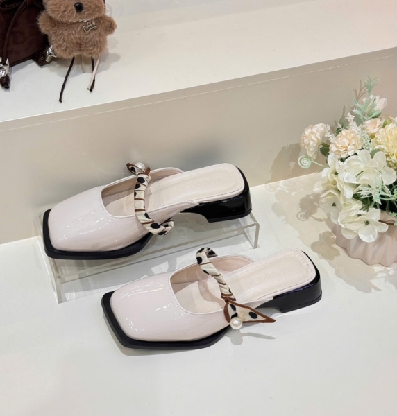 SS20 - Sục Quai Dây Ellie