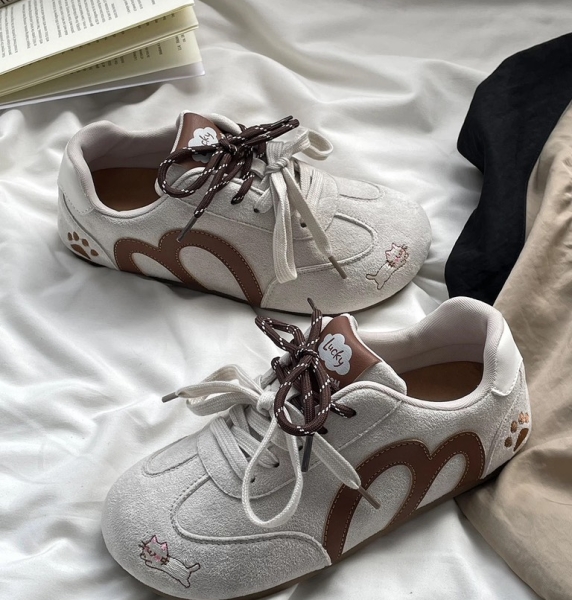 TT05-Giày thể thao Larry