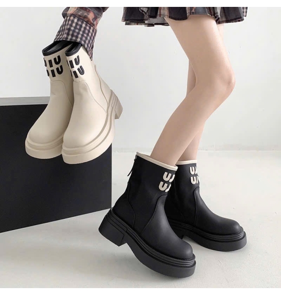 CC350-Boot Mona UJU