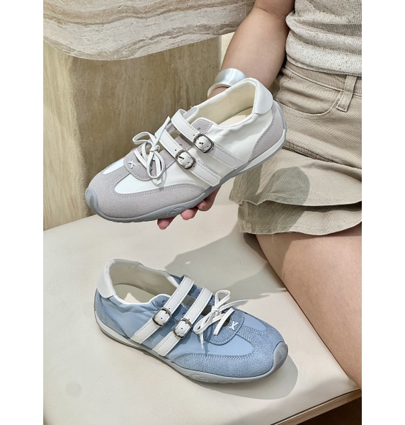 Tt23 - Giày thể thao Coral Shoes