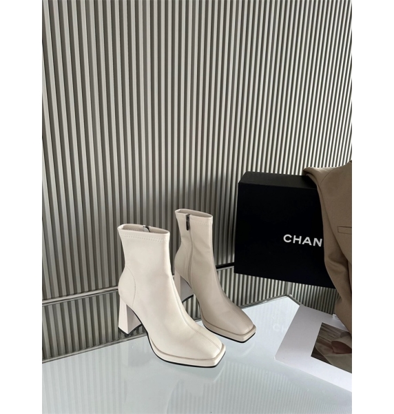 KQ25-Boot cổ vừa cao cấp Gina